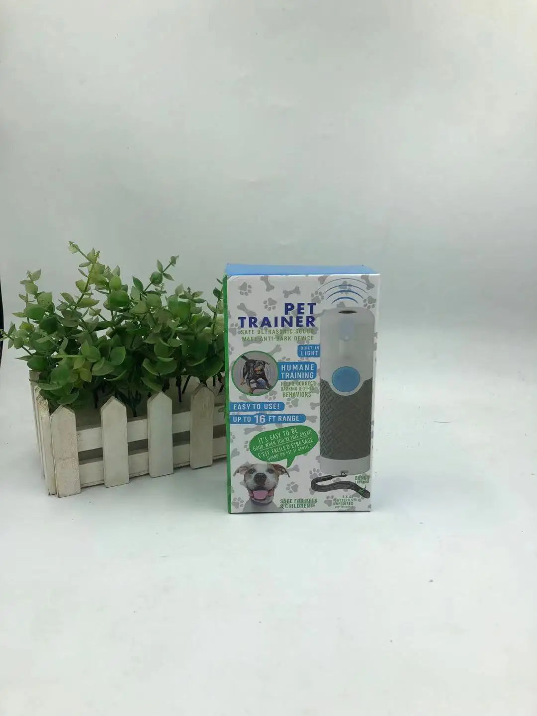 Portable Ultrasonic Dog Training Device With Anti-Bark and Dog Repellent Functions Equipped With UV Lamps For Pet Training